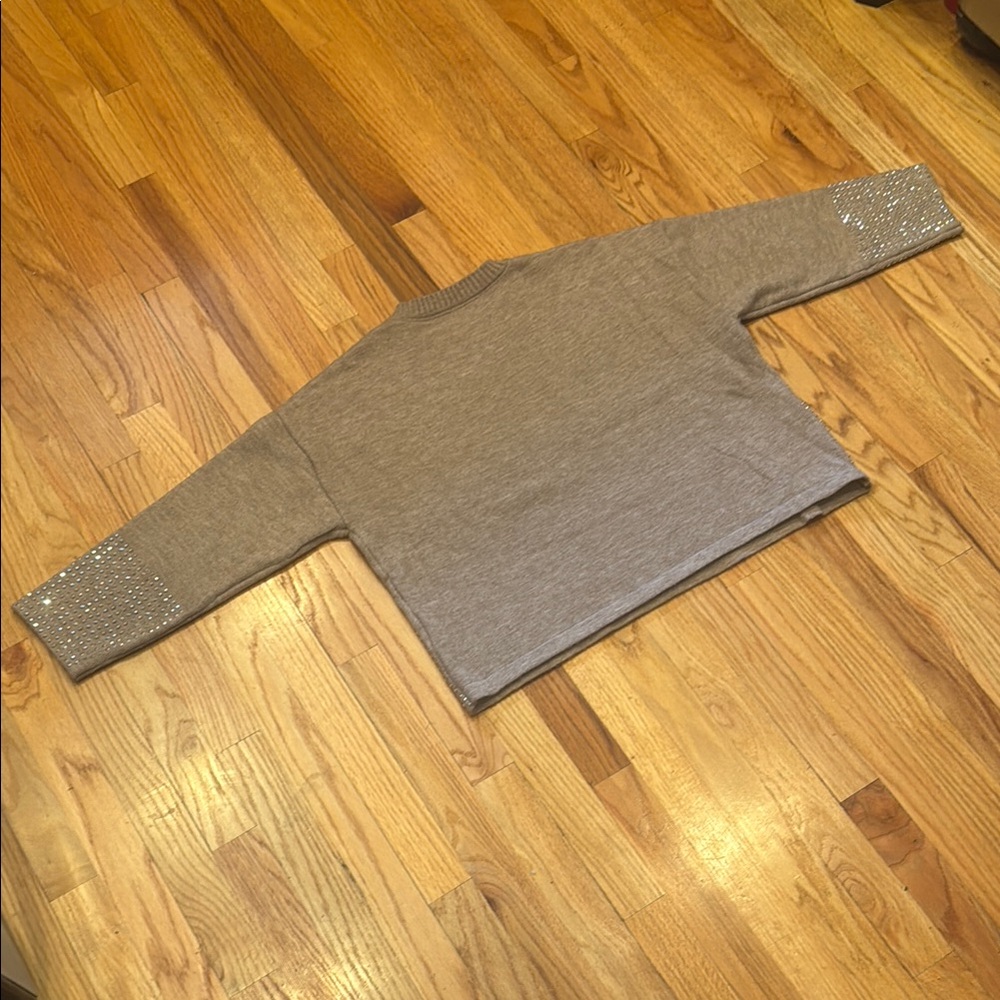 LARA NY Studded 3/4 Sleeve Sweater - Picture 4 of 8